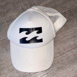 Billabong trucker hat